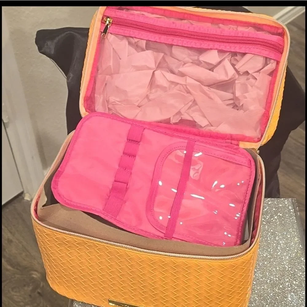 Tartan‎ & Twine Apricot Weave Deluxe Train Case